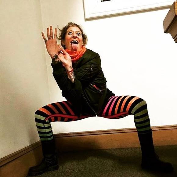 Meet your Posher, Ellen - Picture 1 of 1